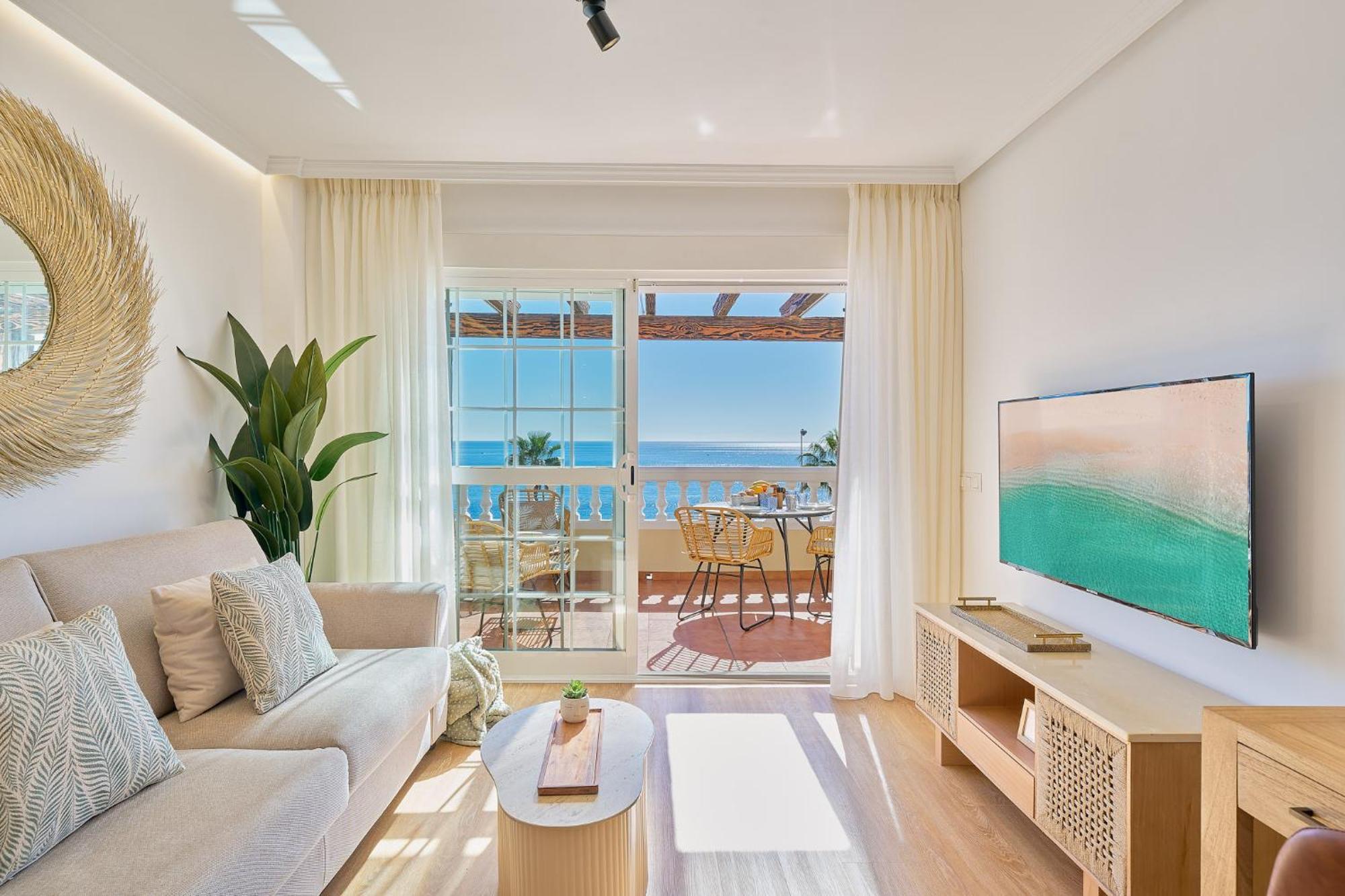Sea La Vie By Lovely Benalmádena